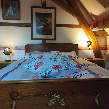 La Taniere Des Tanneries Bed & Breakfast Tonnerre Bagian luar foto