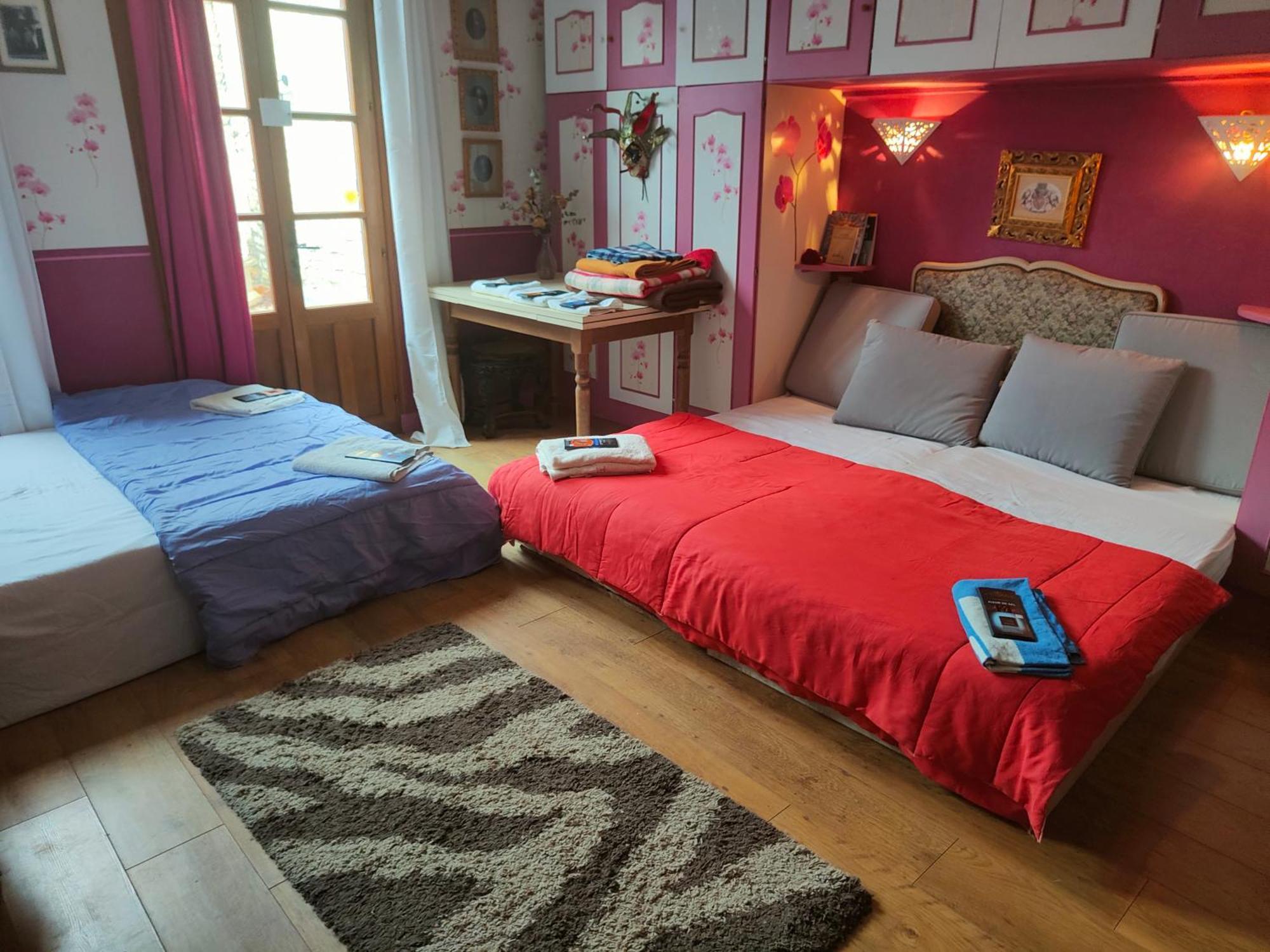 La Taniere Des Tanneries Bed & Breakfast Tonnerre Bagian luar foto